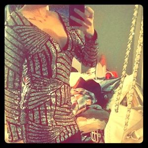 Black and gold sequin party dress!